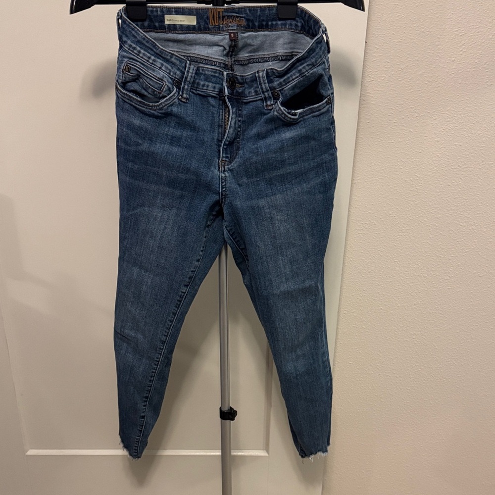 Kut from the Kloth Medium Blue Cropped Jeans